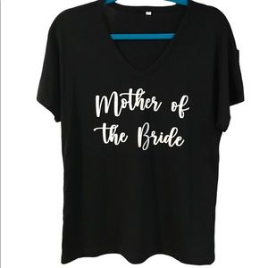 Mother of the Bride black v-neck tee size Small